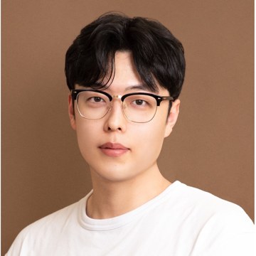 Young-Jun Lee